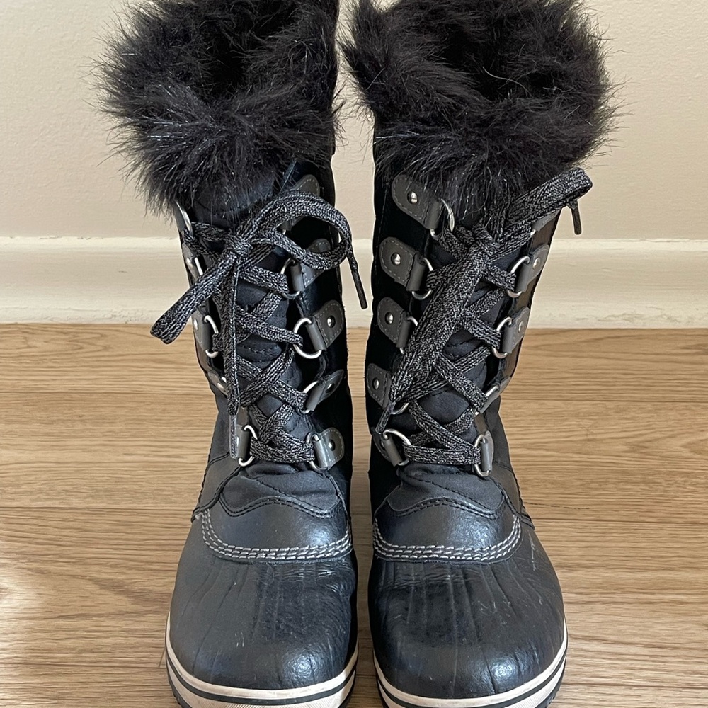 Sorel Tofino Black Fur Snow Boots Waterproof